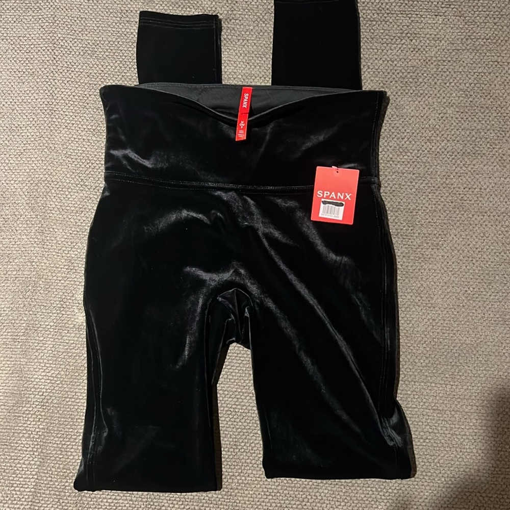 NWT Spanx Black Velvet Leggings - Picture 4 of 4